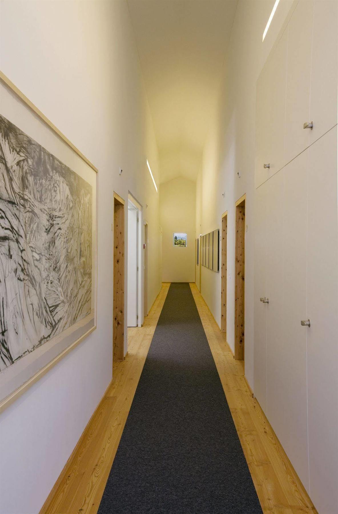 Krone Säumerei Am 4*